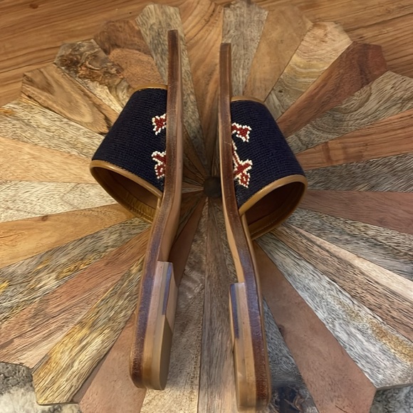 Zalo Needlepoint Anchor leather slide sandals size 7 - Picture 8 of 8